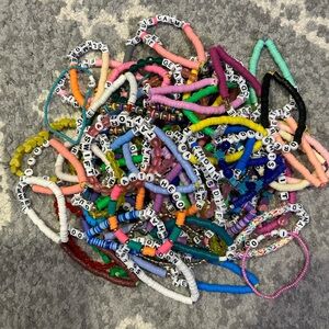 Taylor Swift random 20 pack of friendship bracelets